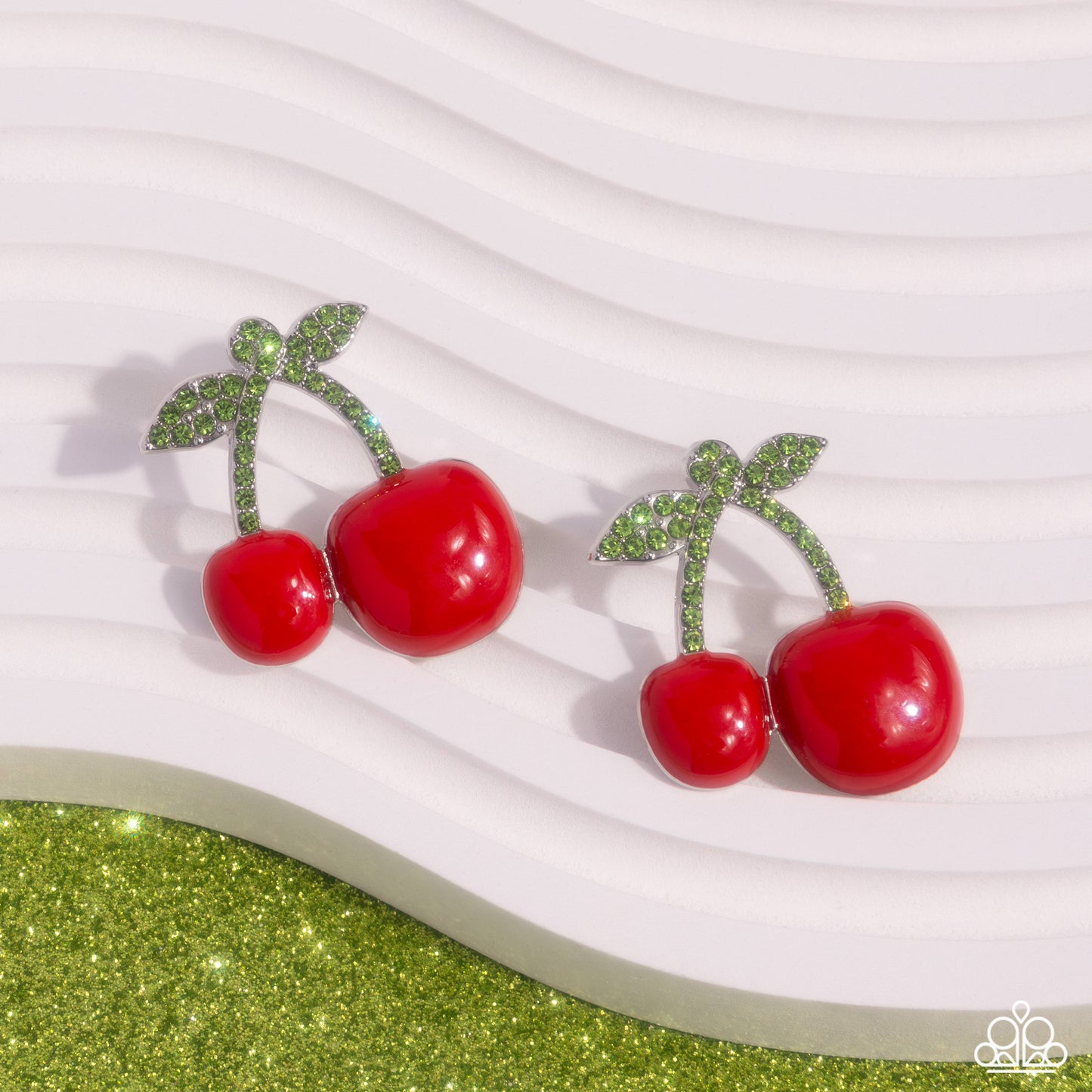 Charming Cherries Red-Earrings
