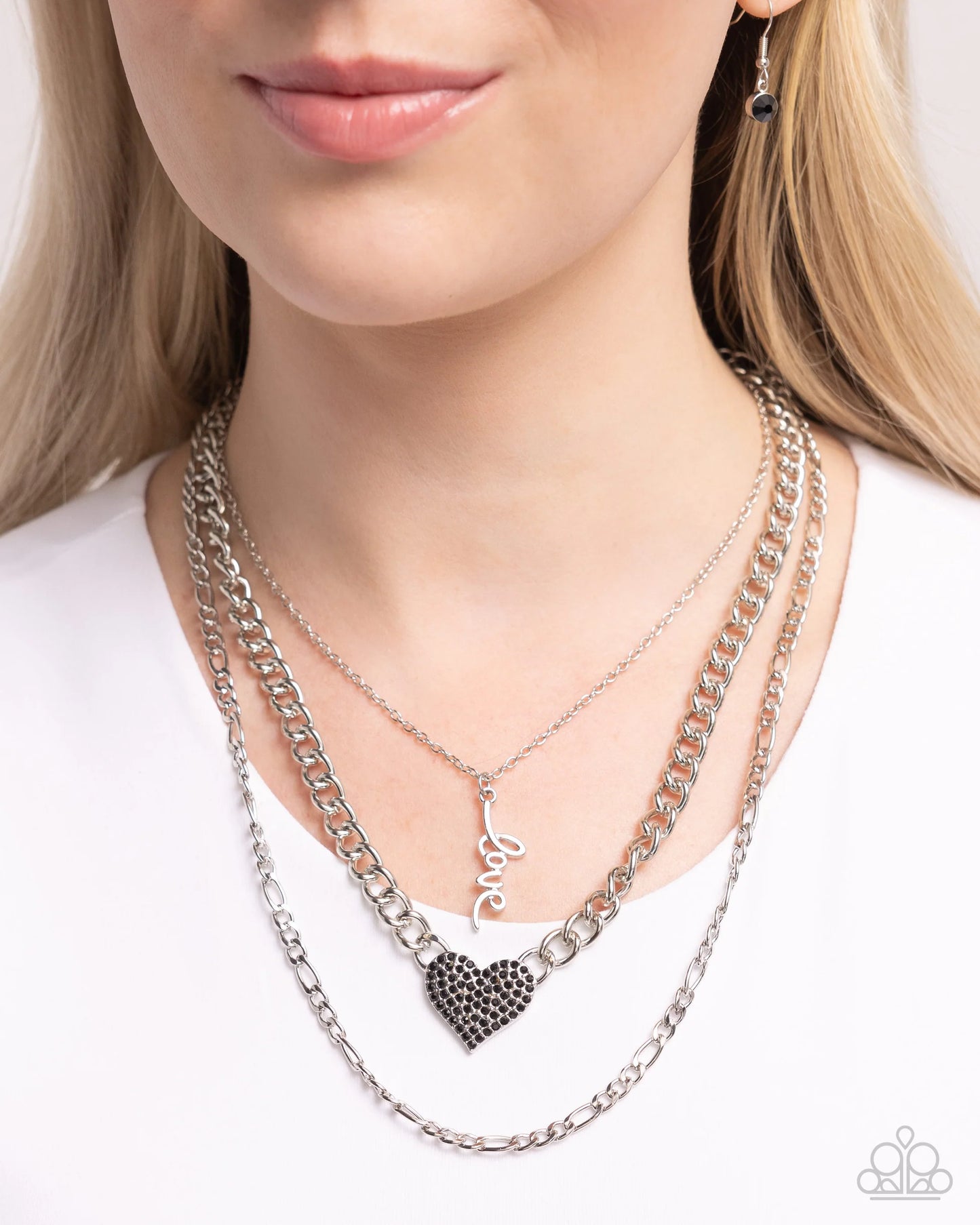 Luxurious Love Black-Necklace