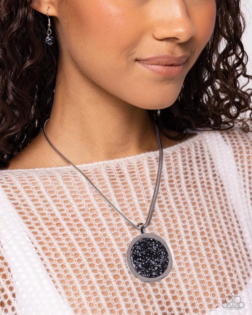 Pendant Puzzle Black Complete Set