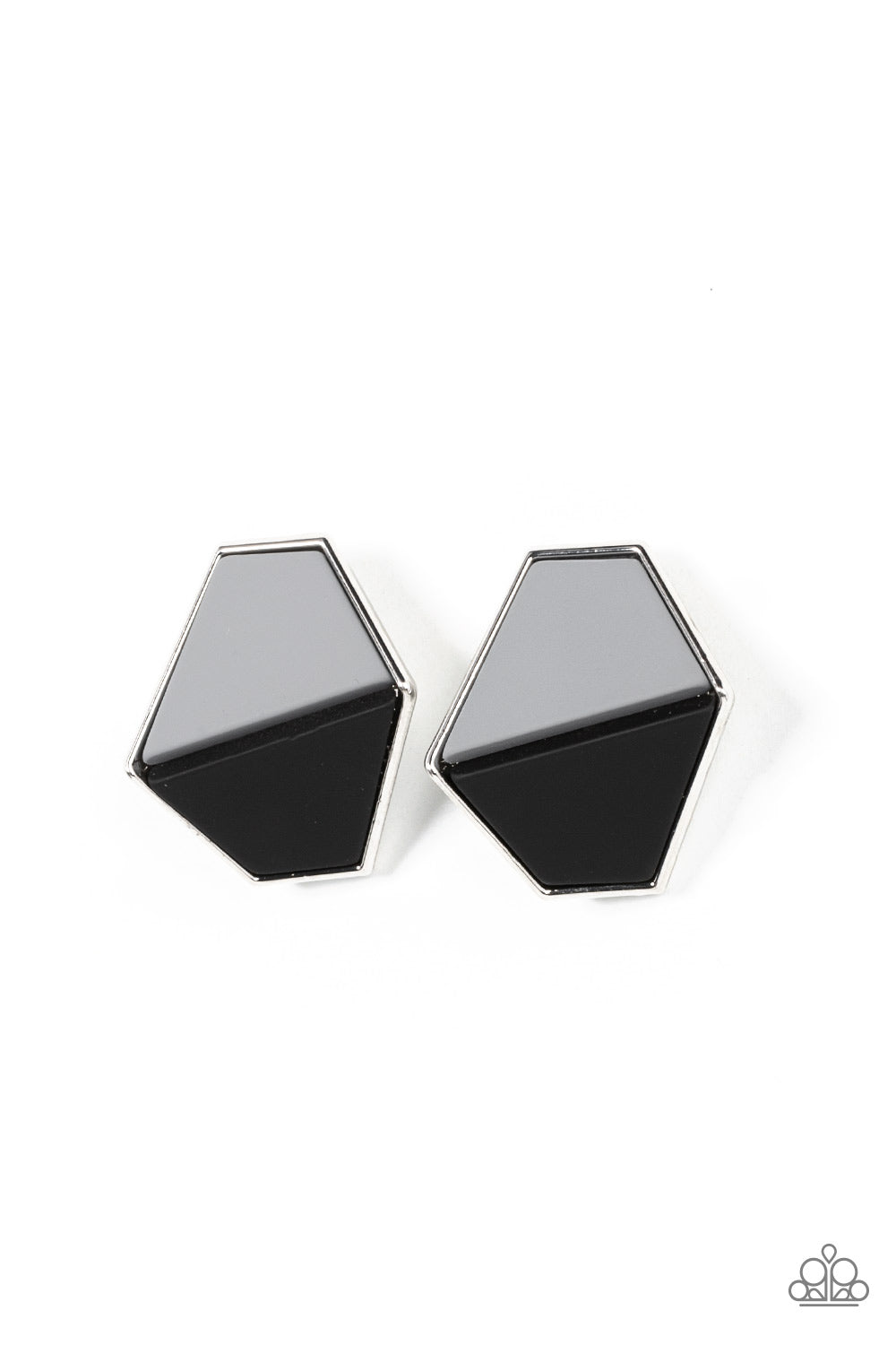 Generically Geometric Black-Earrings