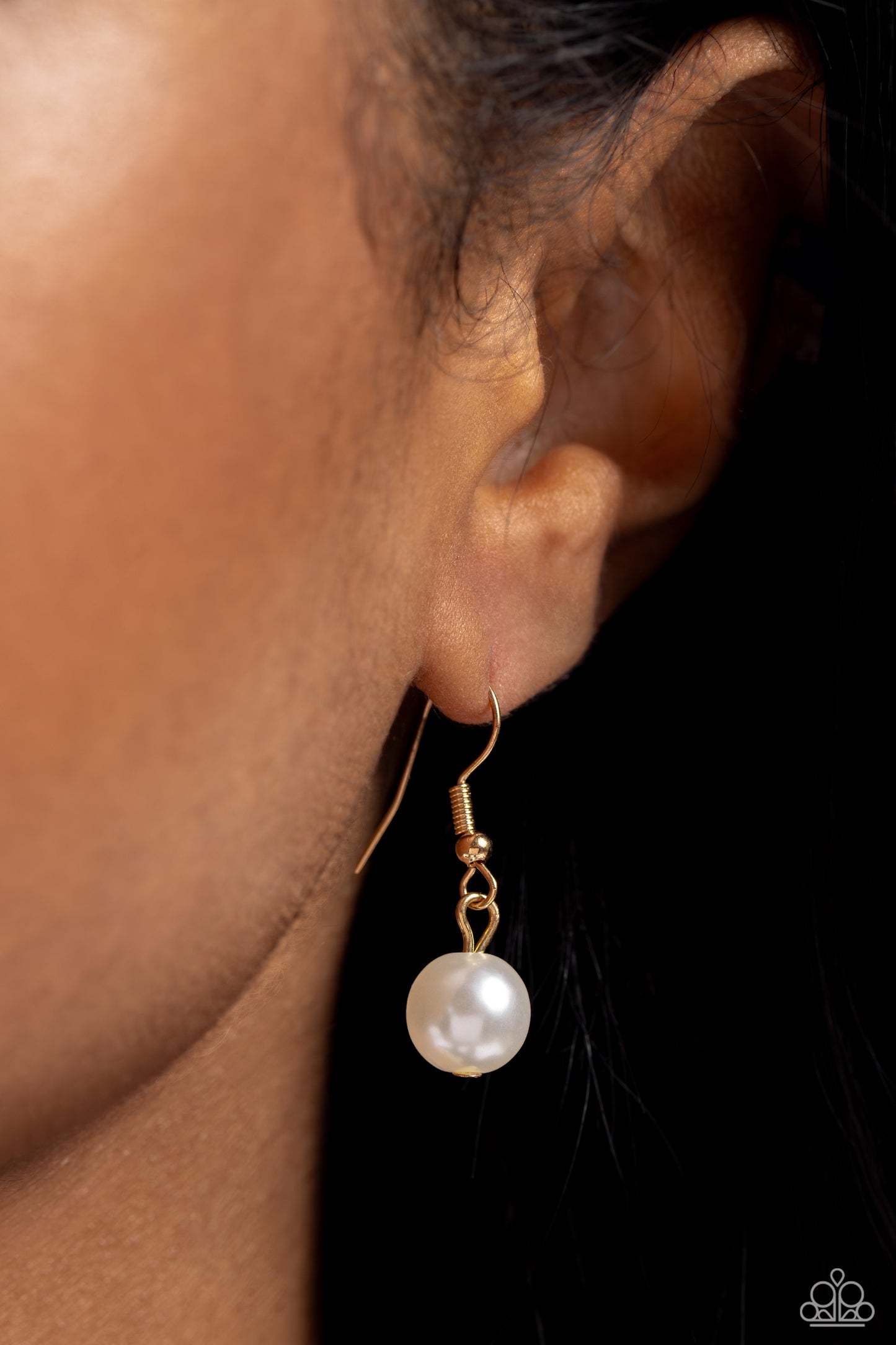 Corporate Catwalk Gold-Necklace