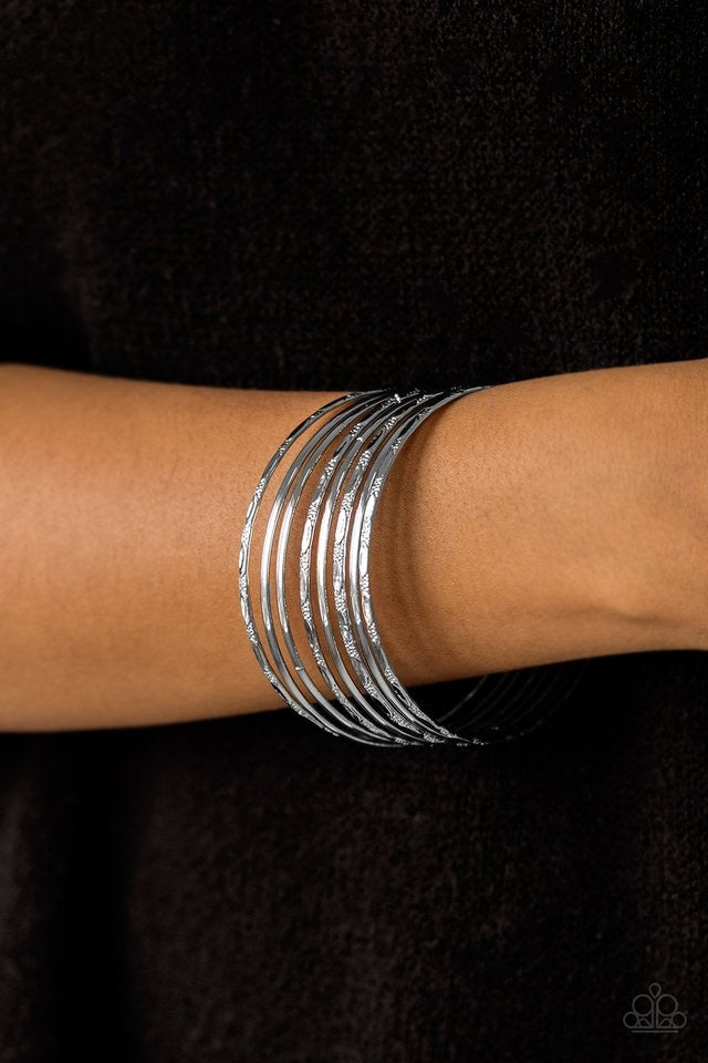 Magnificent Gleam Silver-Bracelet