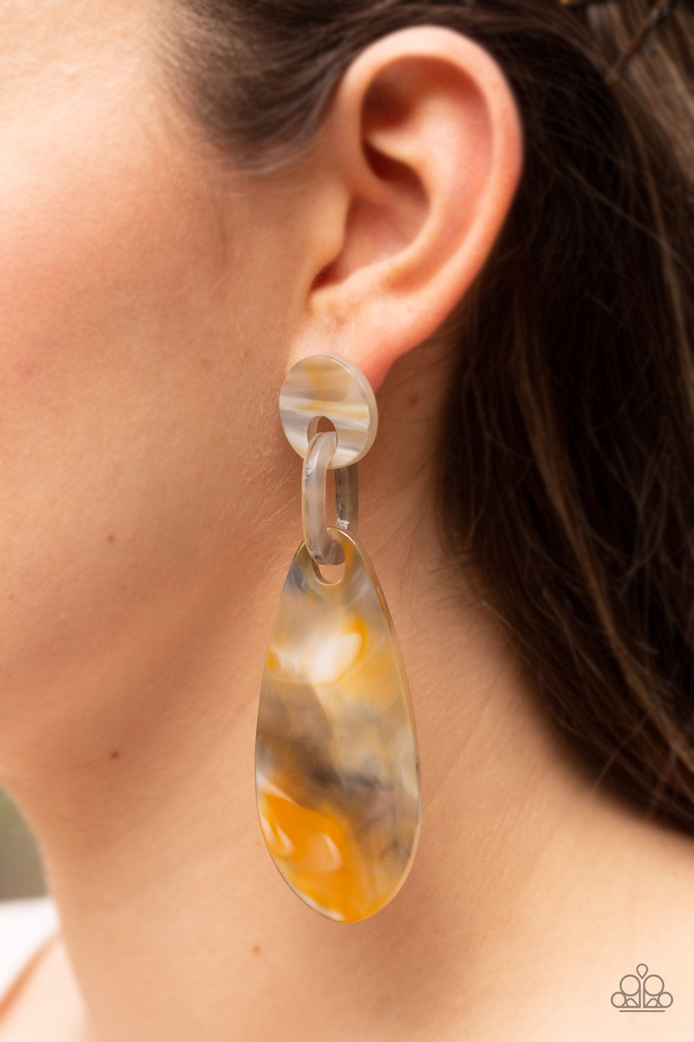 A HAUTE Commodity Yellow-Earrings