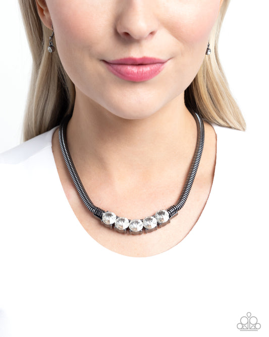 Musings Makeover Black-Necklace