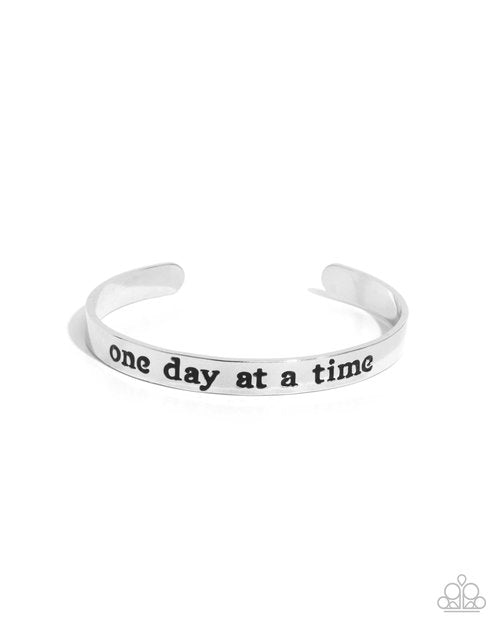 Day By Day Delight Silver-Bracelet