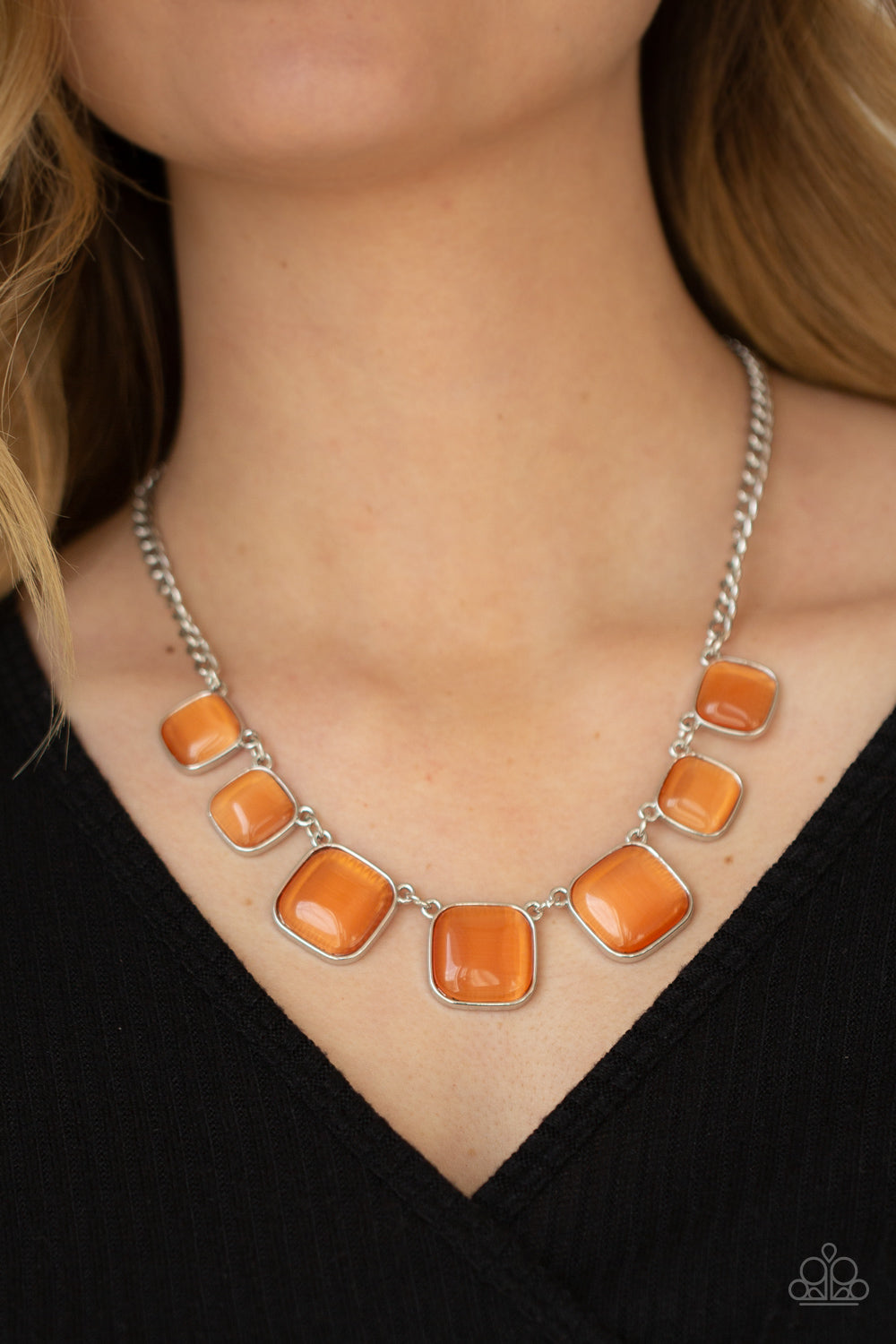 Aura Allure Orange-Necklace