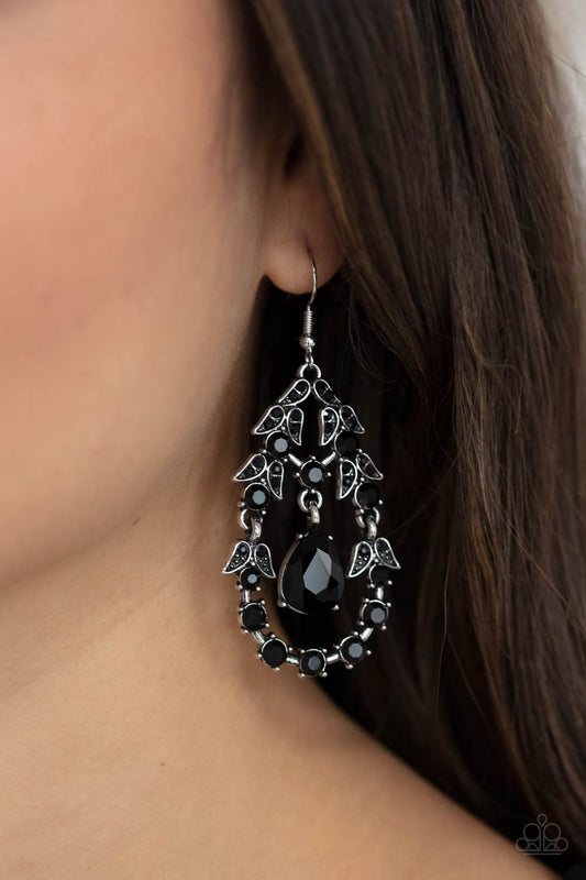 Garden Decorum Black-Earrings