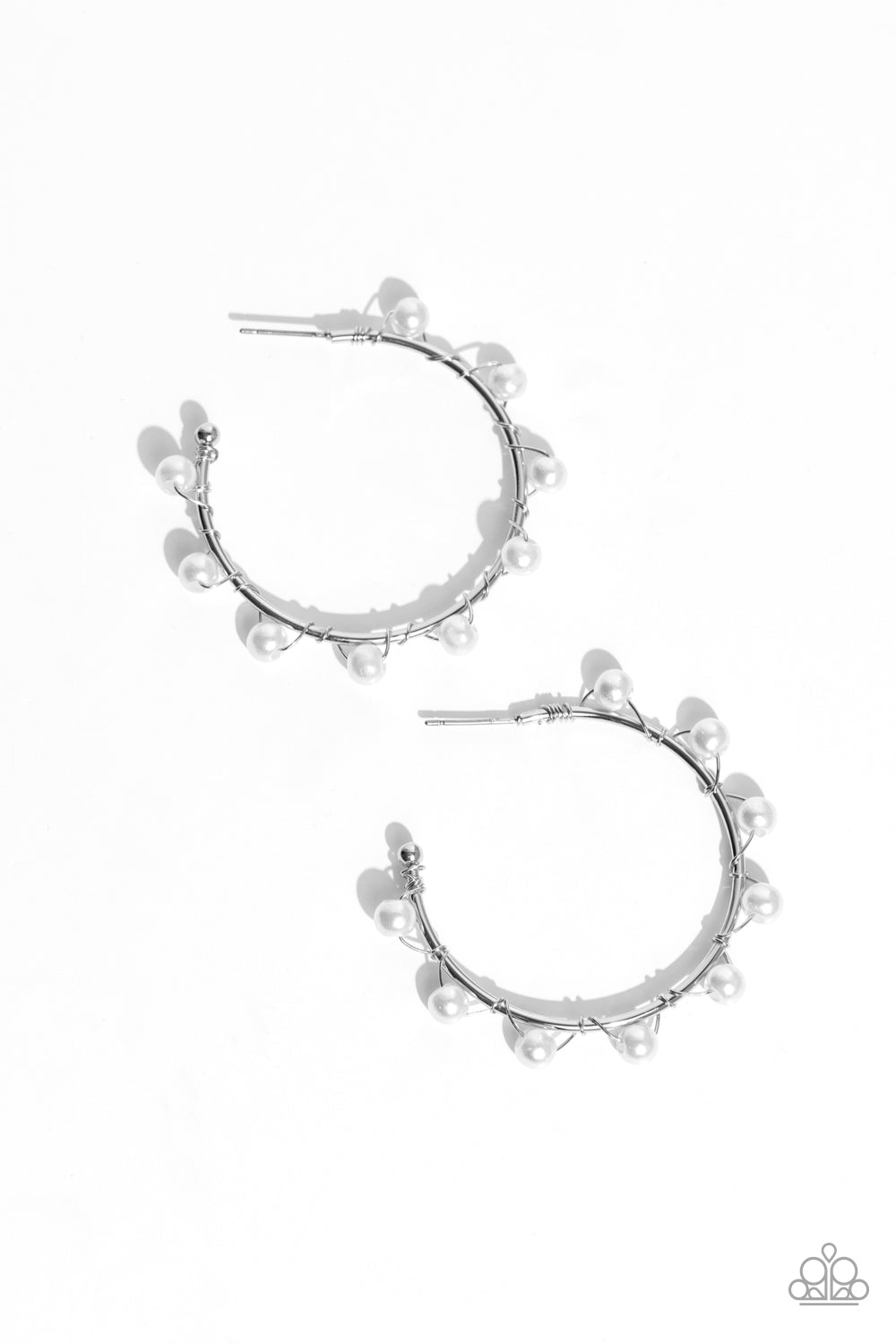 Night at the Gala White-Earrings