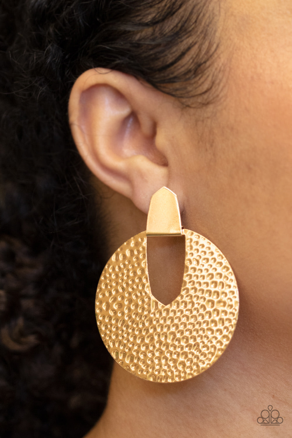 Bold Intentions Gold-Earrings