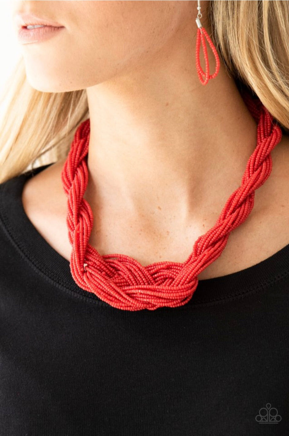 Standing Ovation Red-Necklace