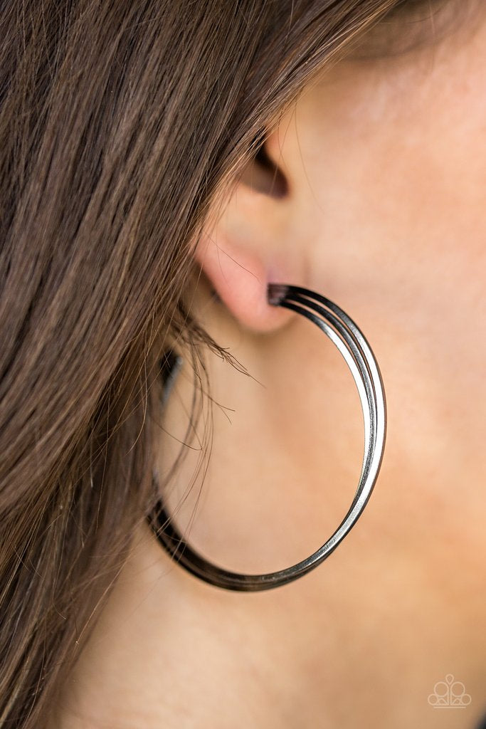 HAUTE Gossip Black Hoop-Earrings