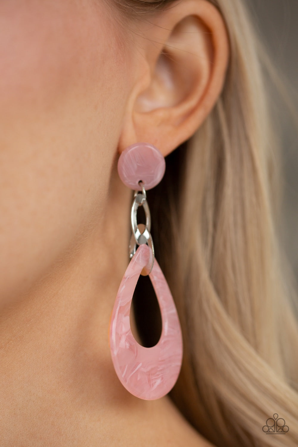 Beach Oasis Pink Post-Earrings