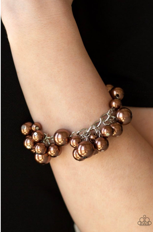 Girls In Pearls Brown-Bracelet