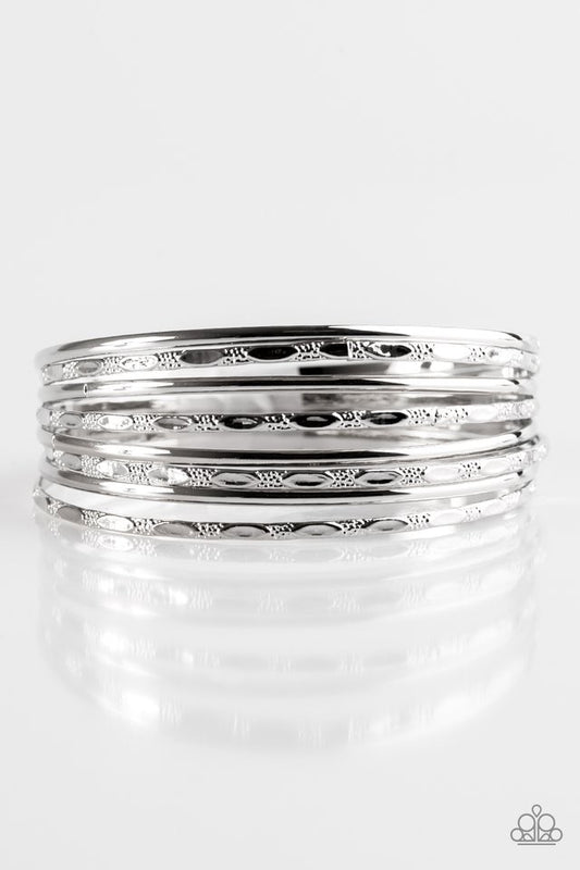 Magnificent Gleam Silver-Bracelet