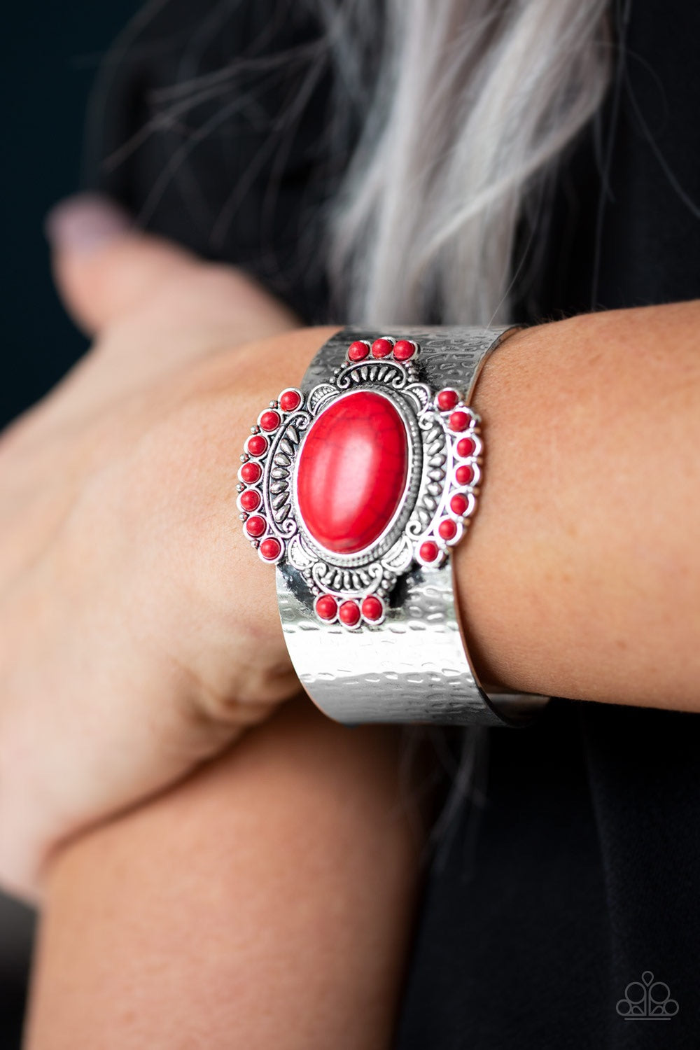 Canyon Crafted Red-Bracelet
