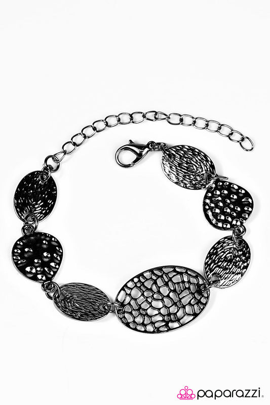 Divine Nature Black-Bracelet