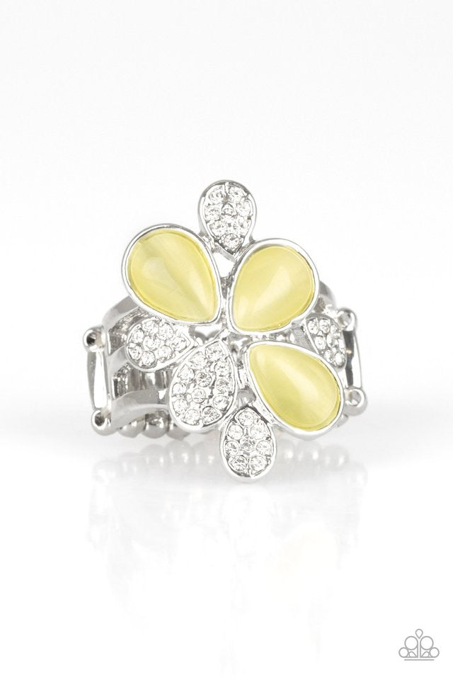 Diamond Daises Yellow-Ring