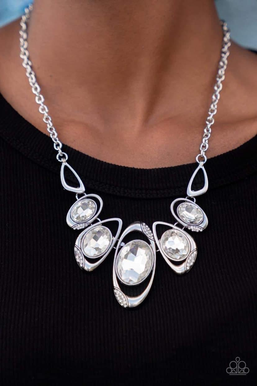 Hypnotic Twinkle White-Necklace