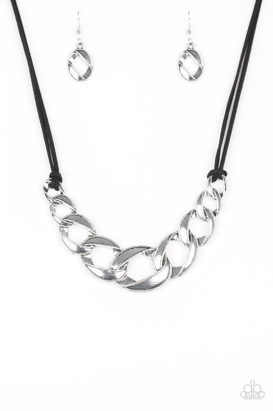 Naturally Nautical Black-Necklace